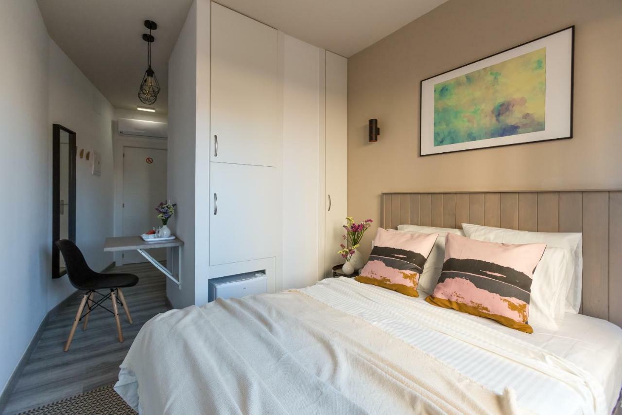 Hotel Hostal12 El Campello