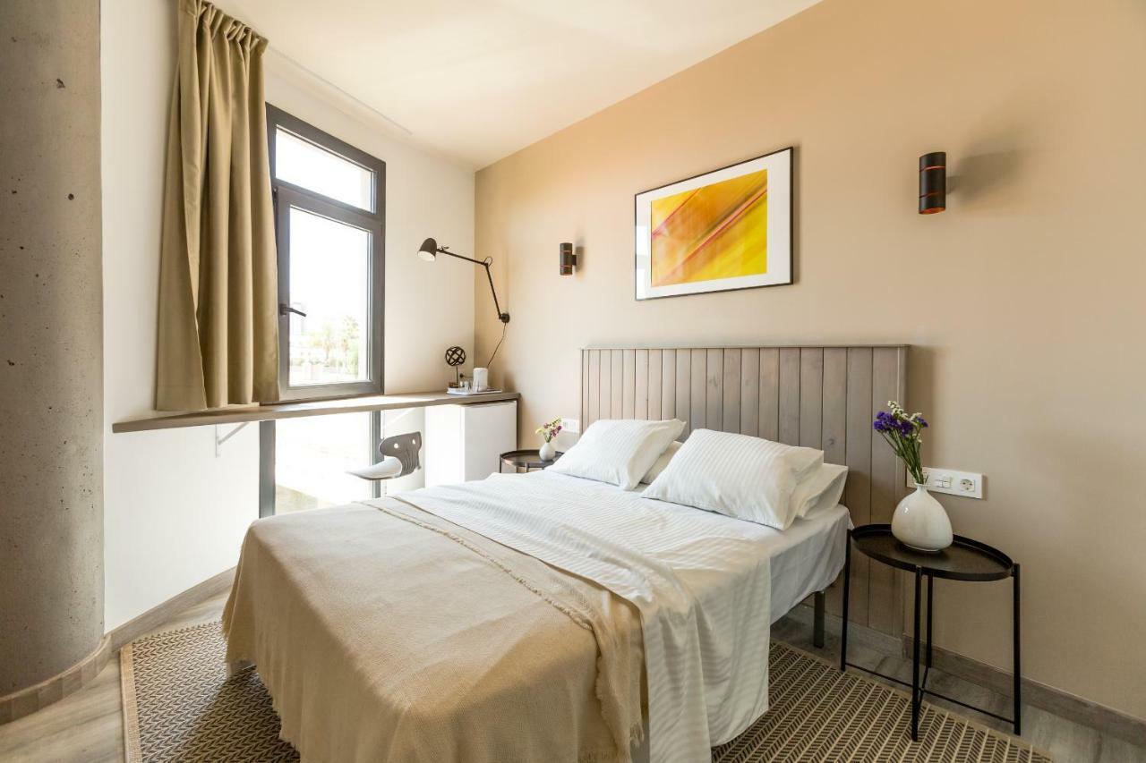 Hotel Hostal12 2*